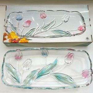 Vintage 1980s Mikasa Canapé Tray in the Tivoli tulip pattern.